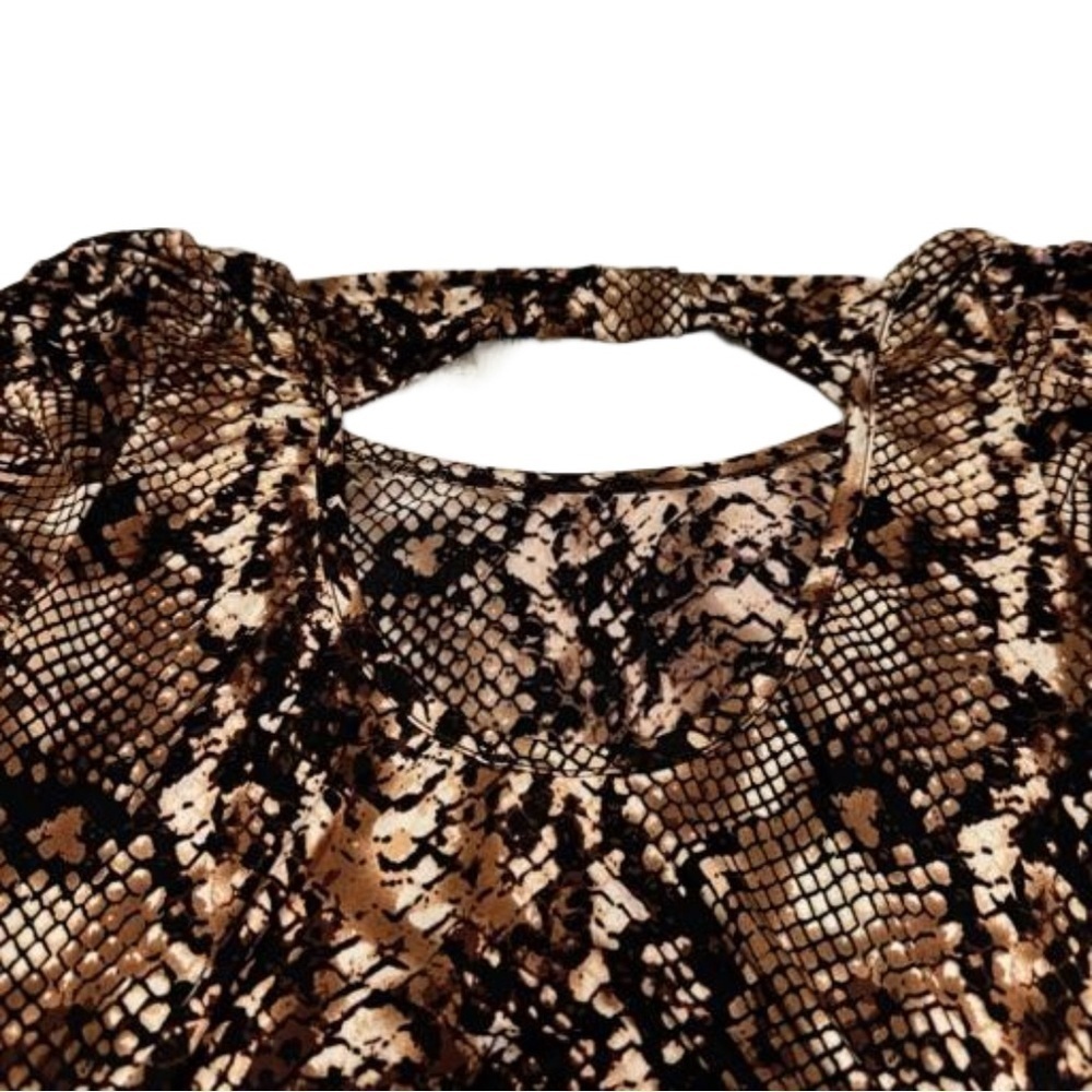 Body Central Brown Snakeskin Print 3/4 Sleeve Top Shirt Tee Size Small Ruching - Picture 7 of 11